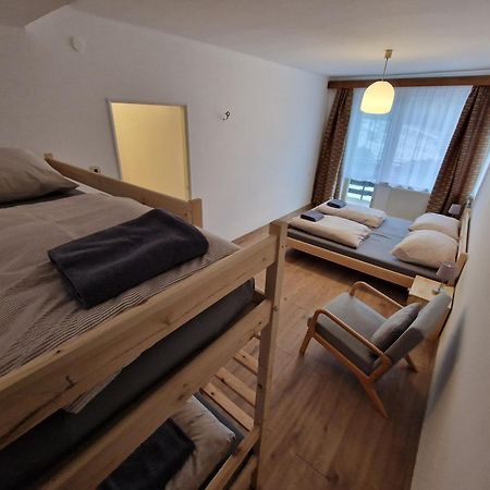 Dom Horskej Sluzby Vandrarhem Terchová Exteriör bild